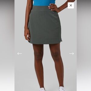 32 Degrees Women's cactus green Skort